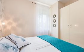 Apartments & Rooms Milcetic M